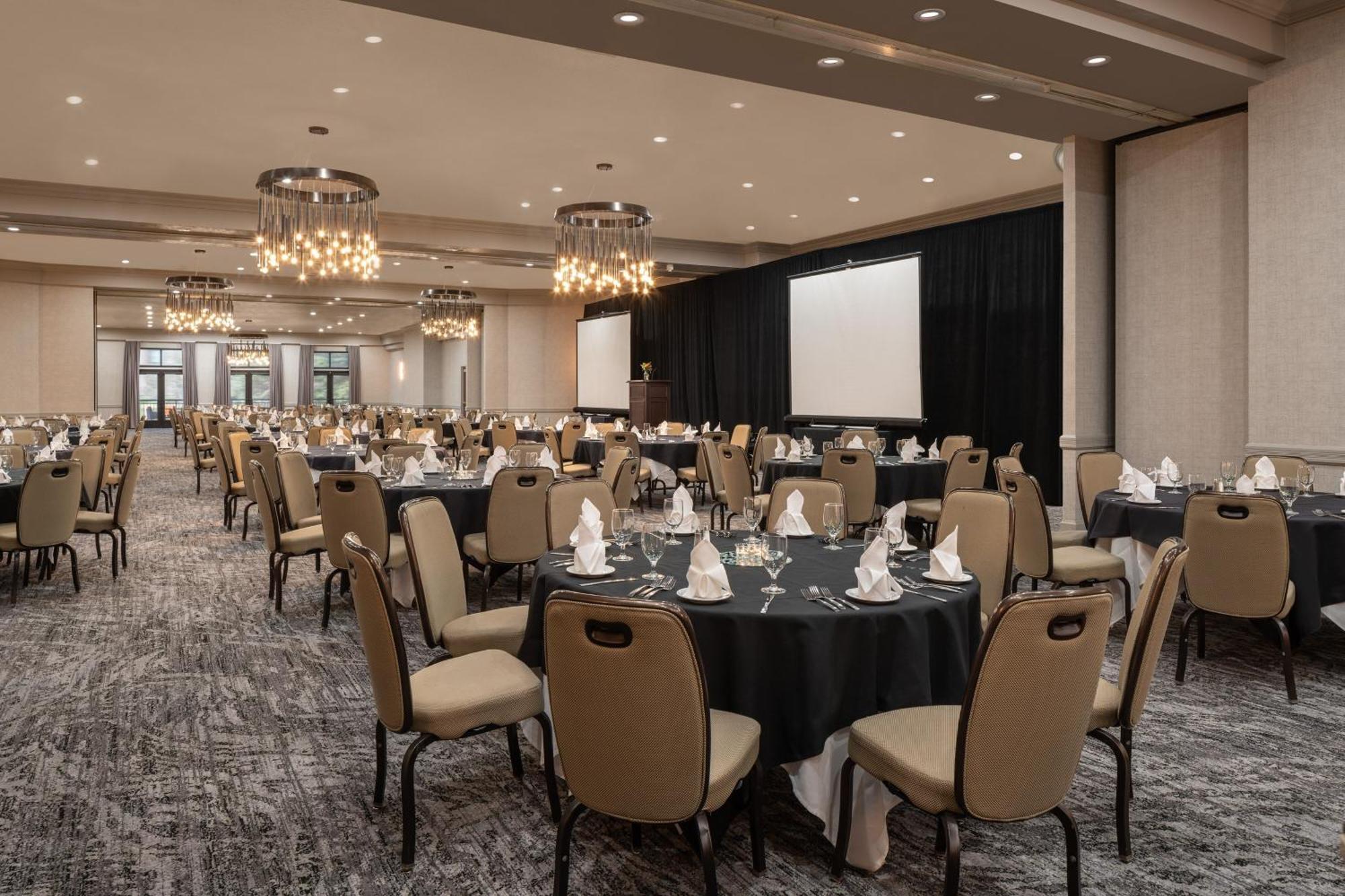 Sheraton Парк Сити Екстериор снимка