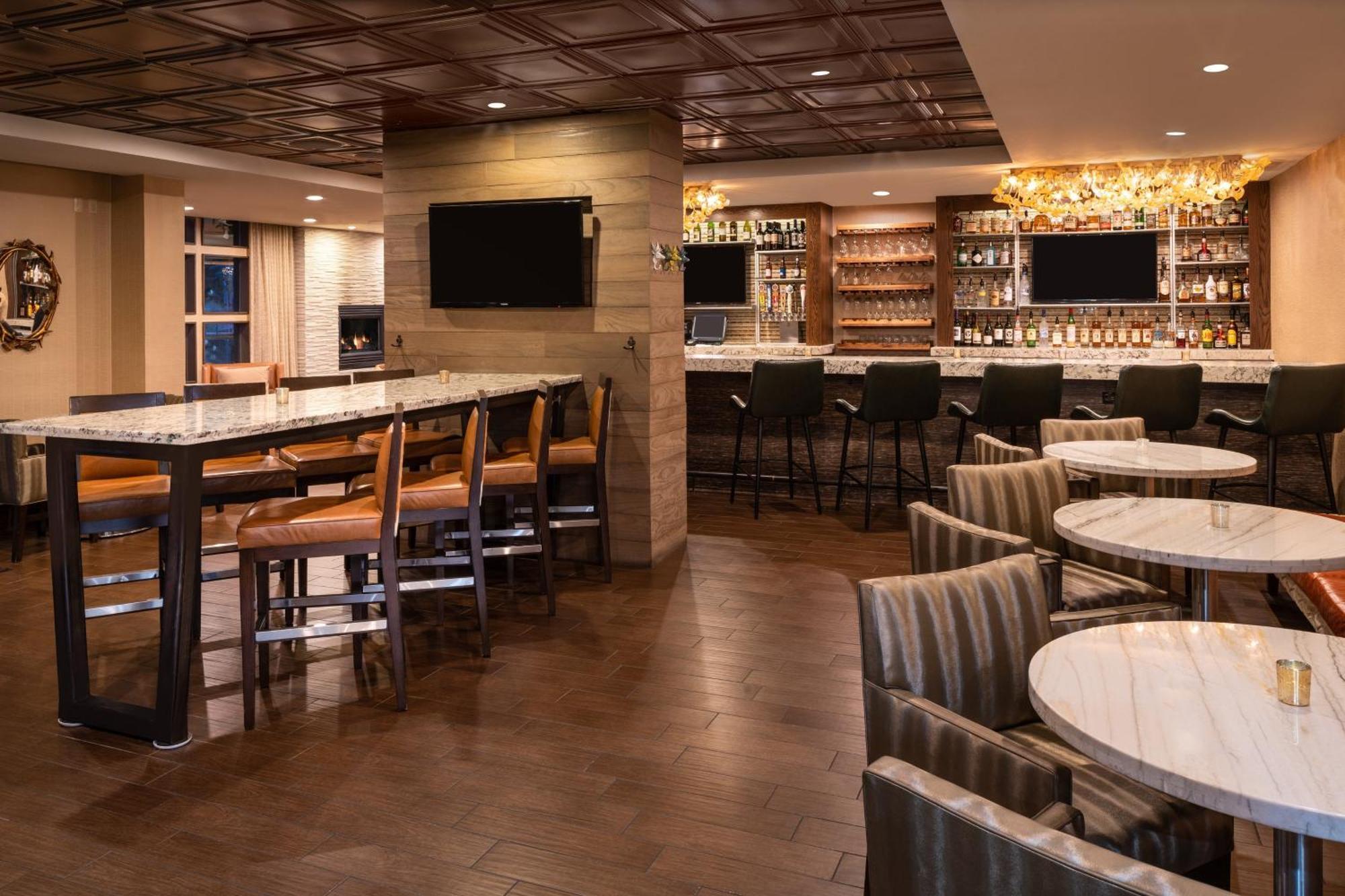 Sheraton Парк Сити Екстериор снимка