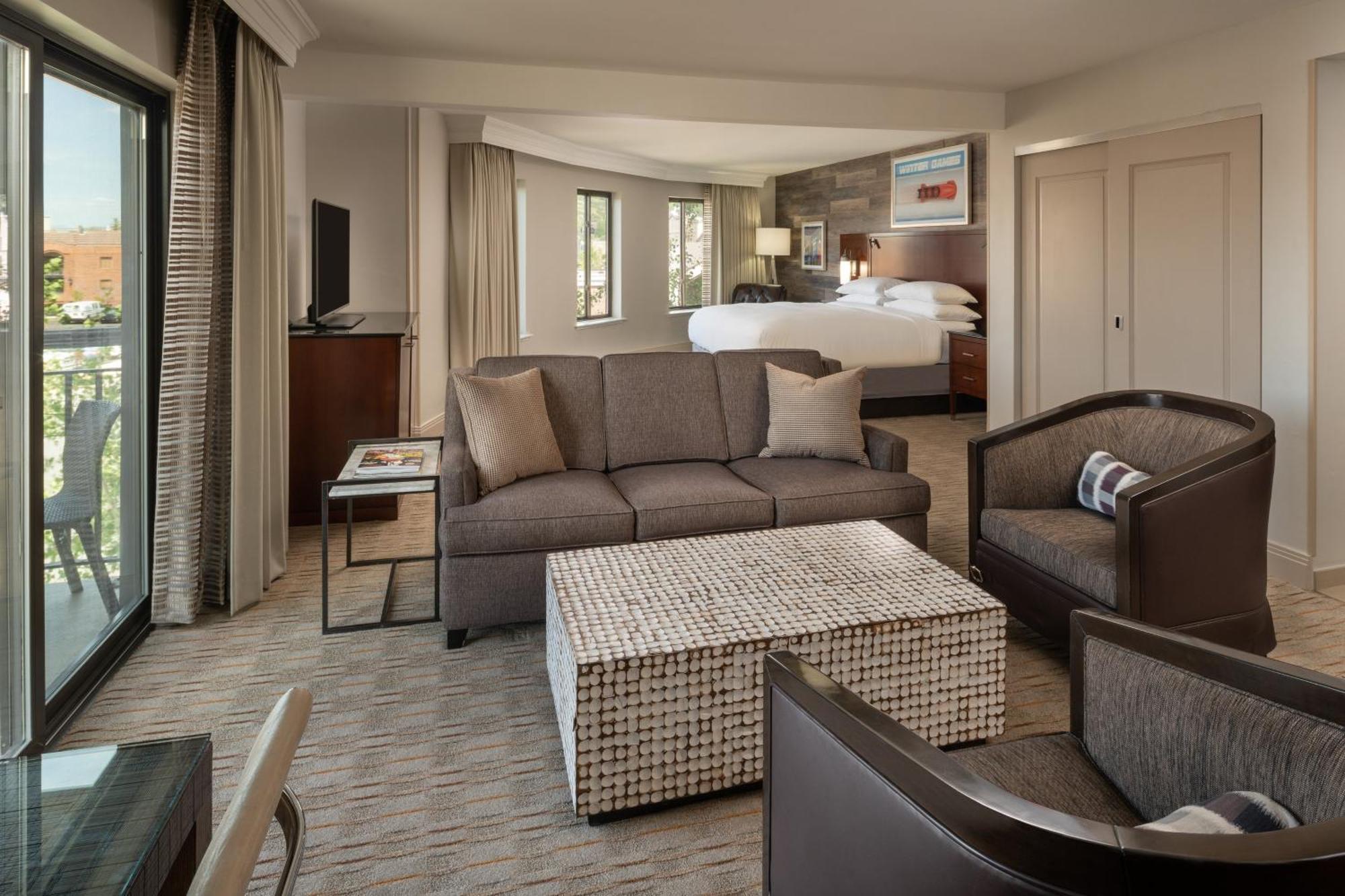 Sheraton Парк Сити Екстериор снимка