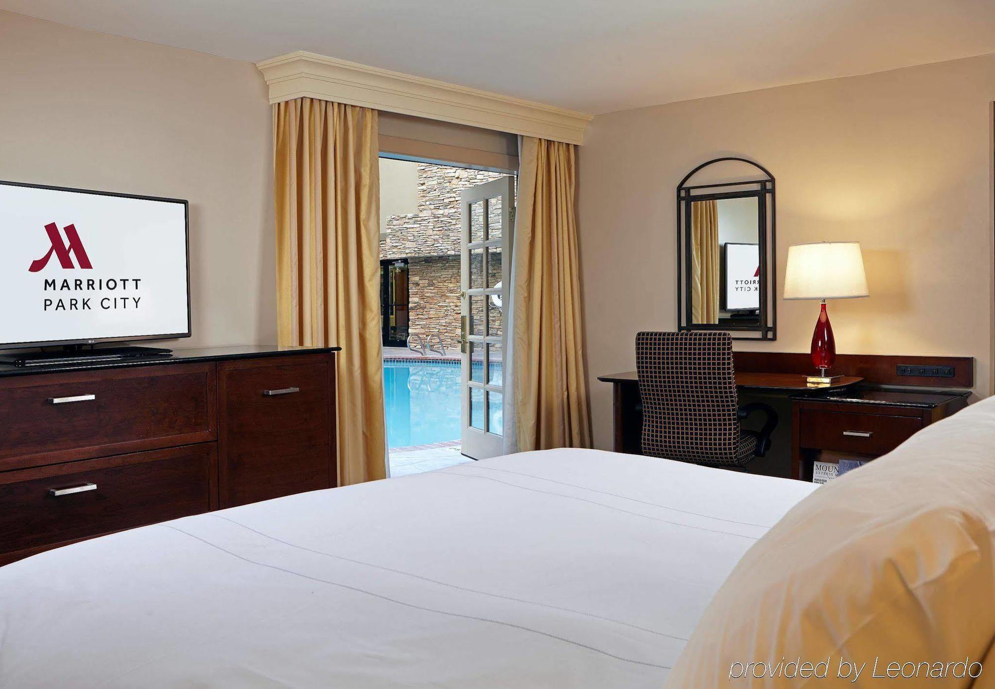 Sheraton Парк Сити Екстериор снимка